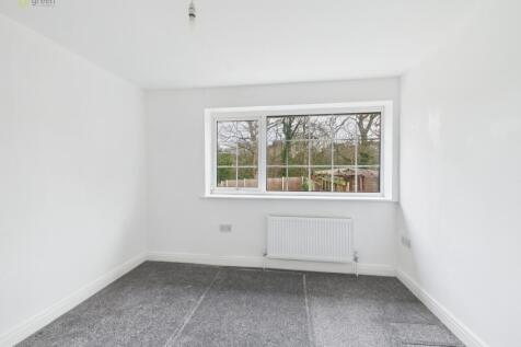4 bed, 1 bath Semi-Detached in Birmingham - Photo 32