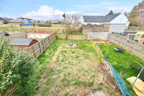 Ladyford Avenue, Kilwinning rear garden