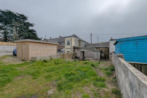 Henver Road Garden