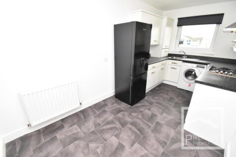 Roxburgh Court, Carfin photo 5