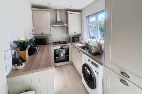 Park Drive, Swanwick, DE55 photo 3