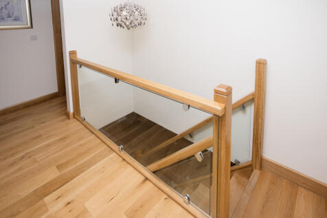 2025-08-07 WALKER &amp; LEWIS-CEFN-30