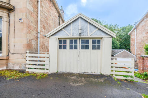 5 bed, 2 bath House in Glasgow - Photo 53