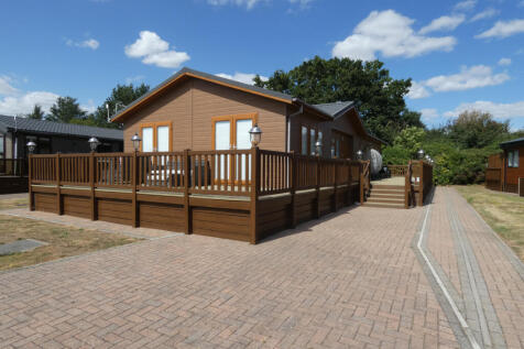 2 Bedroom Lodge for Sale