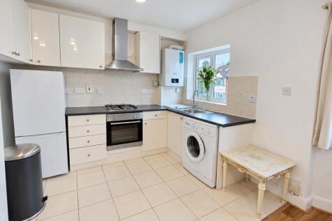 Hamilton Road, Golders Green, London photo 3
