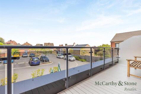 8700435-exterior01.jpg