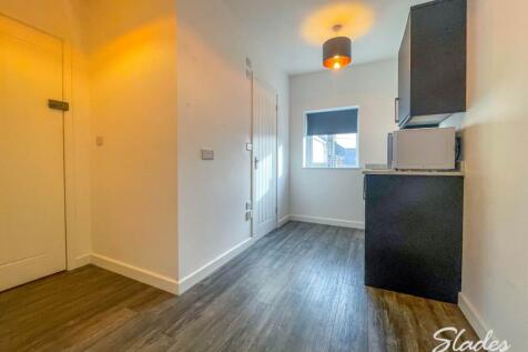 FLAT 5 KITCHEN