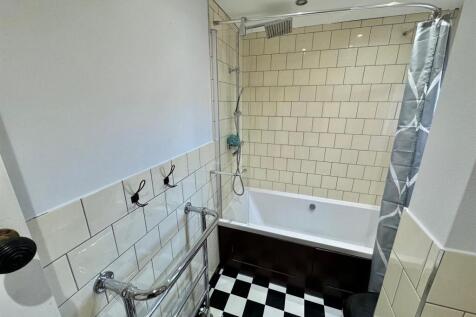 A37Bath.jpg
