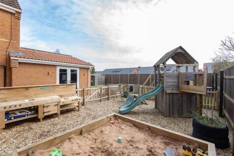 Enclosed Play area.jpg