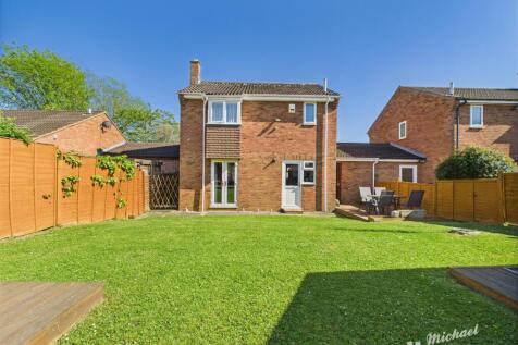 CAM02773G0-PR0297-STILL020