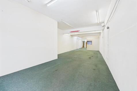 15 Eastover, Bridgwater, Somerset TA6 5AG | Freeho