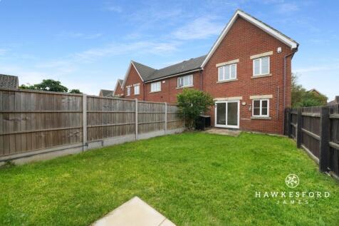 Anatase Close, Sittingbourne - Garden
