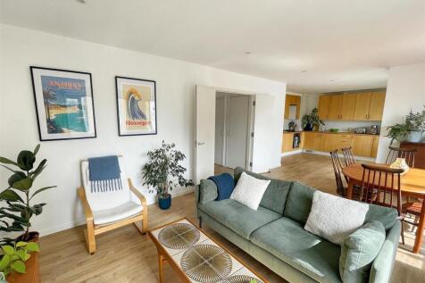 Living Room.jpg