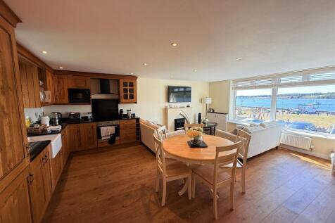 Kitchen living area