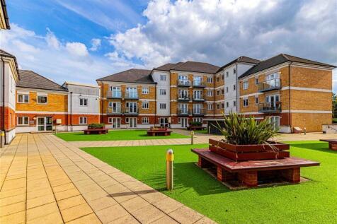 Davidson Frost-Wellings, DFW, Hales Court, Externa
