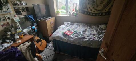 St Annes Drive, Burley, Leeds photo 4