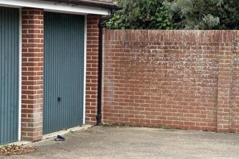 Albion Place, Canterbury photo 3