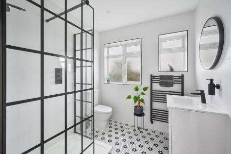 ELMSTEAD GARDENS,  (3).jpg