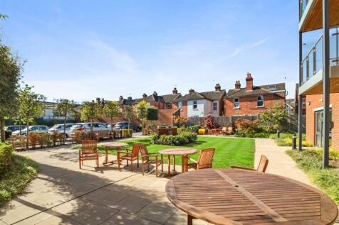 2f65ece7-452f-4079-a211-925cdd75aed4MH_MCS_16TheDa