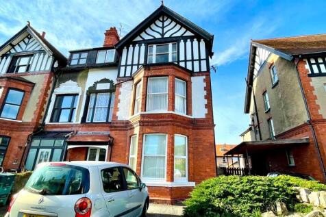 caroline rd 14 FLAT 3.jpg