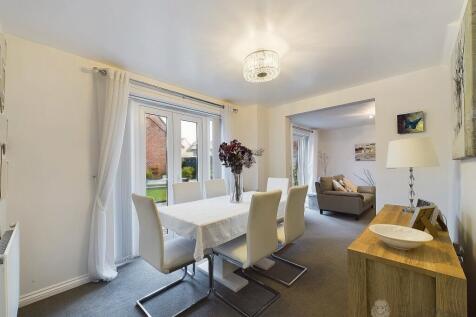 EweMove - Sycamore Drive - Dining Room