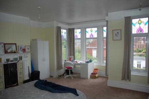 Large Bedroom