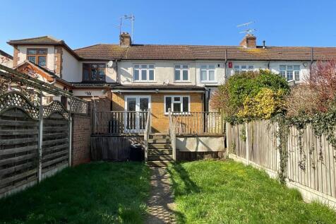 REAR GARDEN approx 90ft