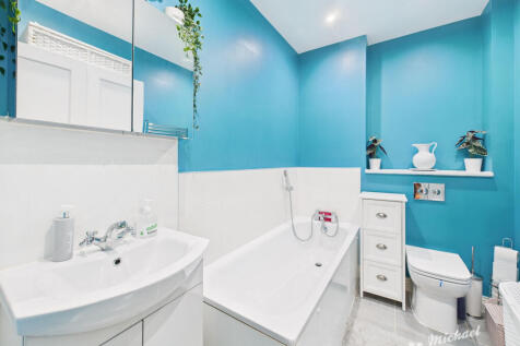 0520c0b8617d4de780a378e77e45b6ea_80_CAM03852G0-PR0