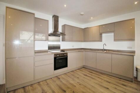 Uxbridge Road, West Ealing, London, W13 photo 4
