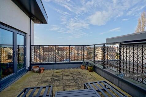Summers Hill Drive, Papworth Everard, Cambridge, CB23 photo 4