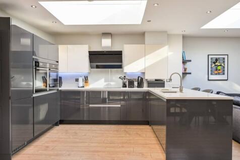 London, N1 - property photo