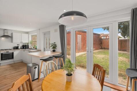 95 Ferriston, Banbury-10.jpg