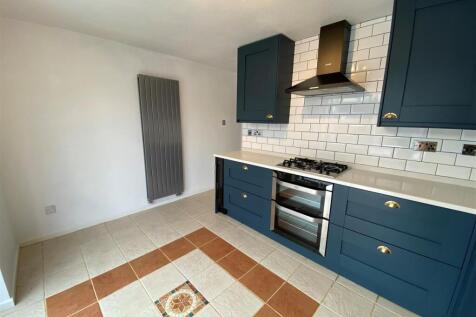 Murlande Way, Rhoose, Barry photo 3