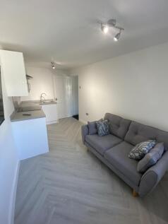 1-bed house on Churchgate, Loughborough, £780/mo