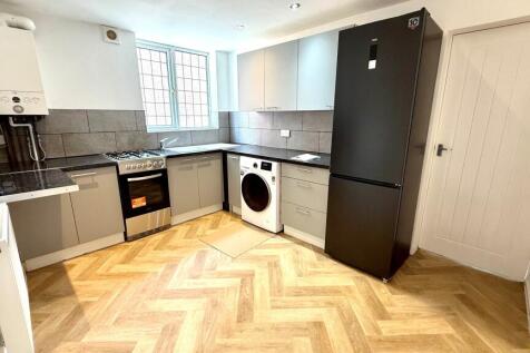 Flat 1, Olivet Road, Woodseats, S8 8QR photo 4