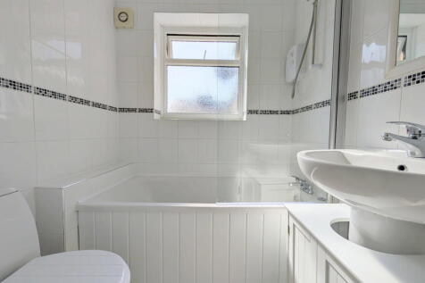 To Let - Tulketh Street, Southport, PR8 - Two Bed Apt photo 3