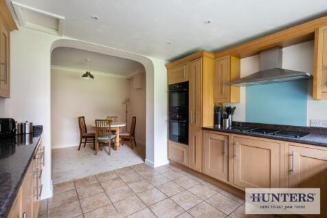 100426_95 Westgate Guiseley  (13) - Copy_low.jpg