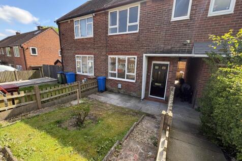 2 bed terraced house for rent in Whalley Avenue, Littleborough