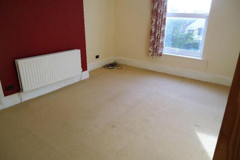 Old Chester Road, Bebington, CH42 photo 5