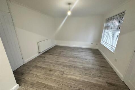 Latham Road, Romsey, Hampshire, SO51 photo 3