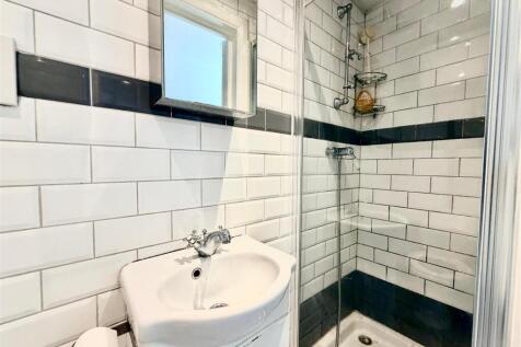 WhatsApp Image 2025-10-27 at 16.46.31_10d3e747.jpg