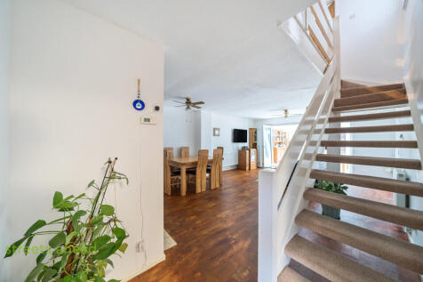 7bd9b402-7f10-483...