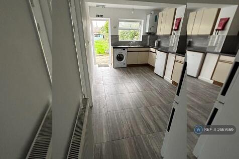 Kitchen Angle 2