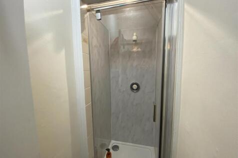Shower Room.jpeg