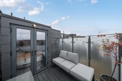 1403572-8-6978c30...