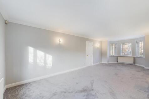 Wolverton Drive, Wilmslow, Cheshire, SK9 photo 4