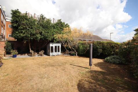 Communal garden.jpg