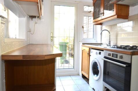 Combeside, Plumstead, London photo 5