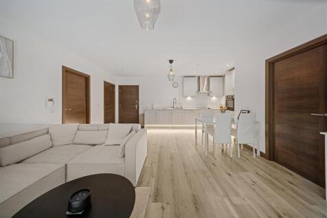 Eleanore House-12.jpg