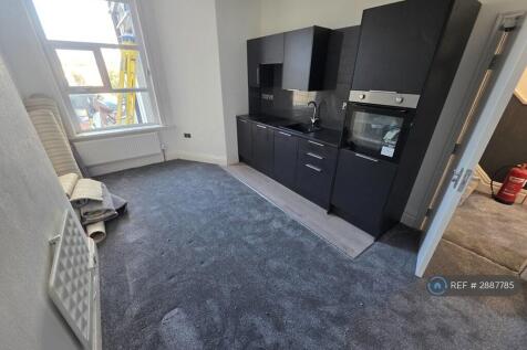 Flat 3 Downstairs Not Available 